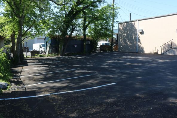 Retail For Lease: 2640 State Hwy 11, Nashville, TN 37211